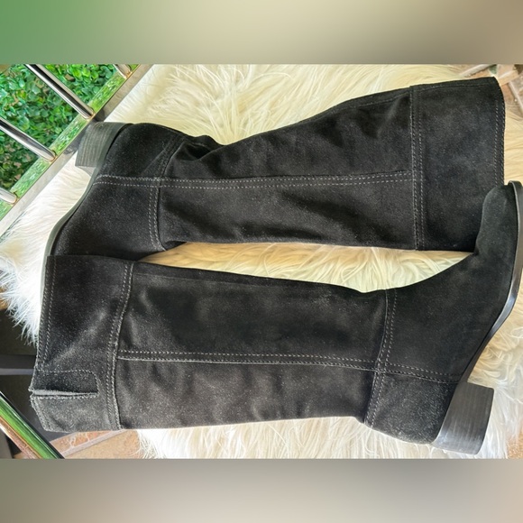 Nine West Black Suede Tall Boots size 9 - Picture 4 of 11